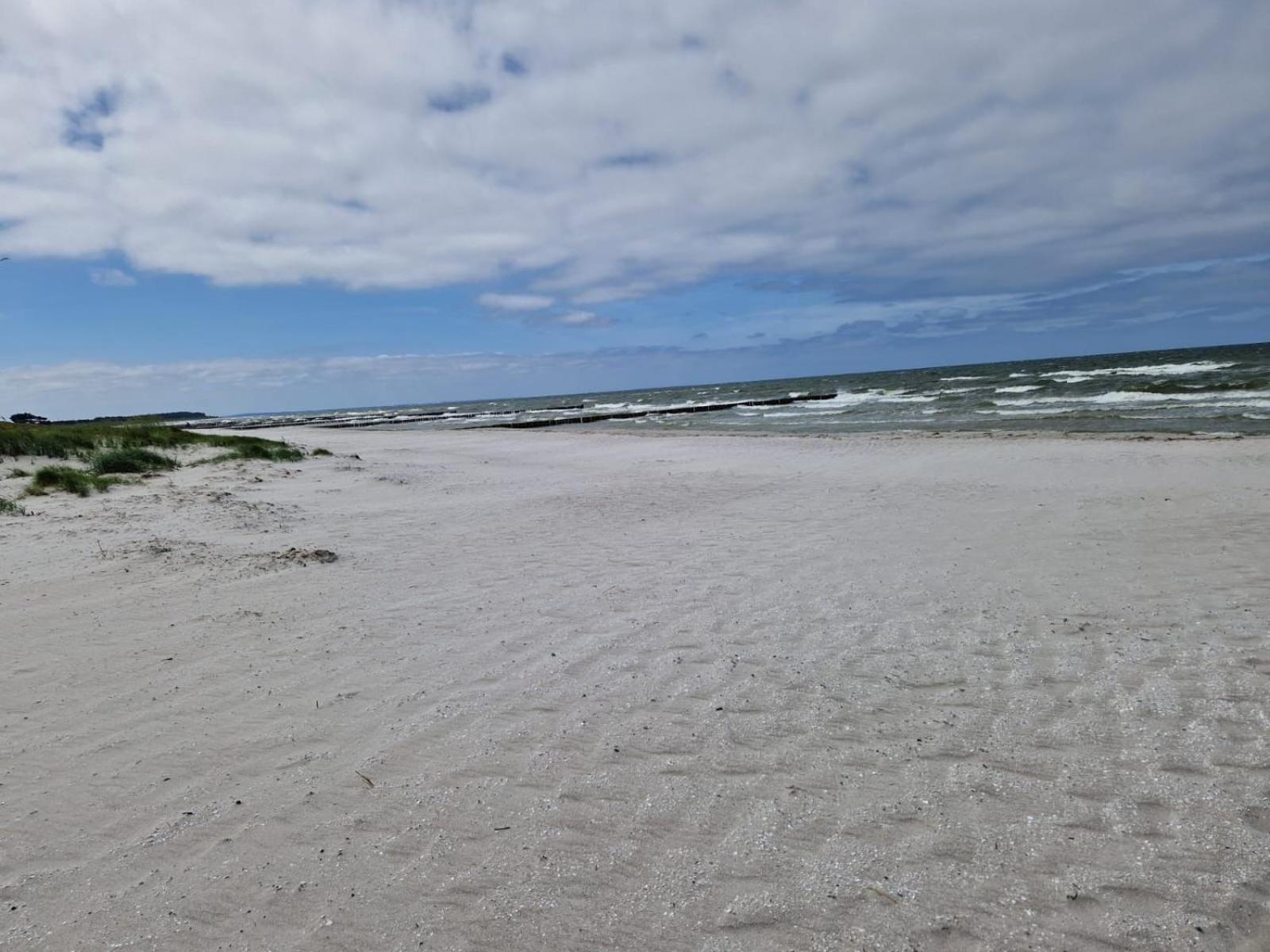 App 7O Kleinertag Am Meer Dranske Exterior foto