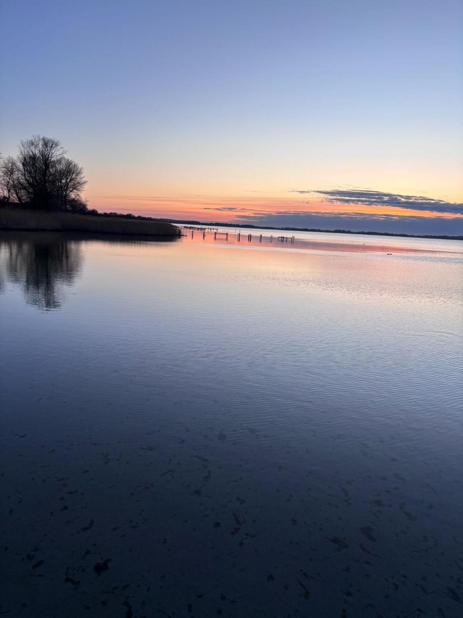 App 7O Kleinertag Am Meer Dranske Exterior foto